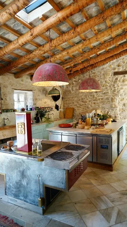 Alcazar Del Garraf Bed & Breakfast Barselona 0*,  İspanya